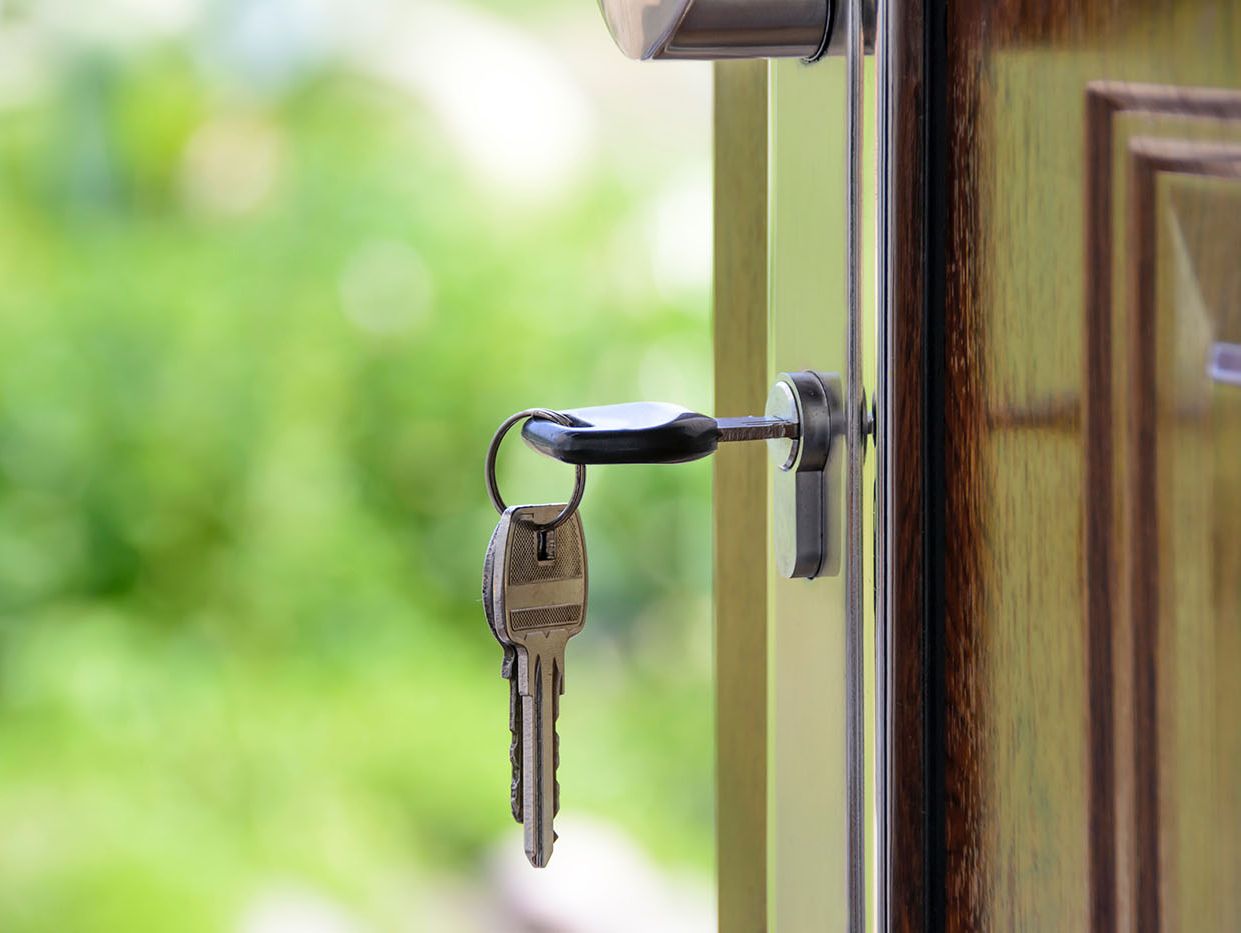 New door lock with keys